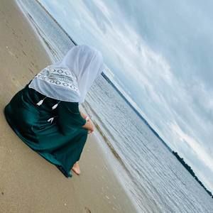 Meet your Posher, Saima